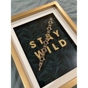 Gold monet bracelet with‎ yellow crystals